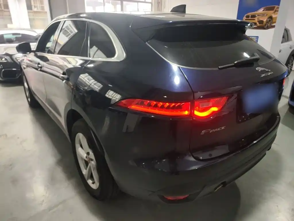 Jaguar F-PACE — миниатюра 5