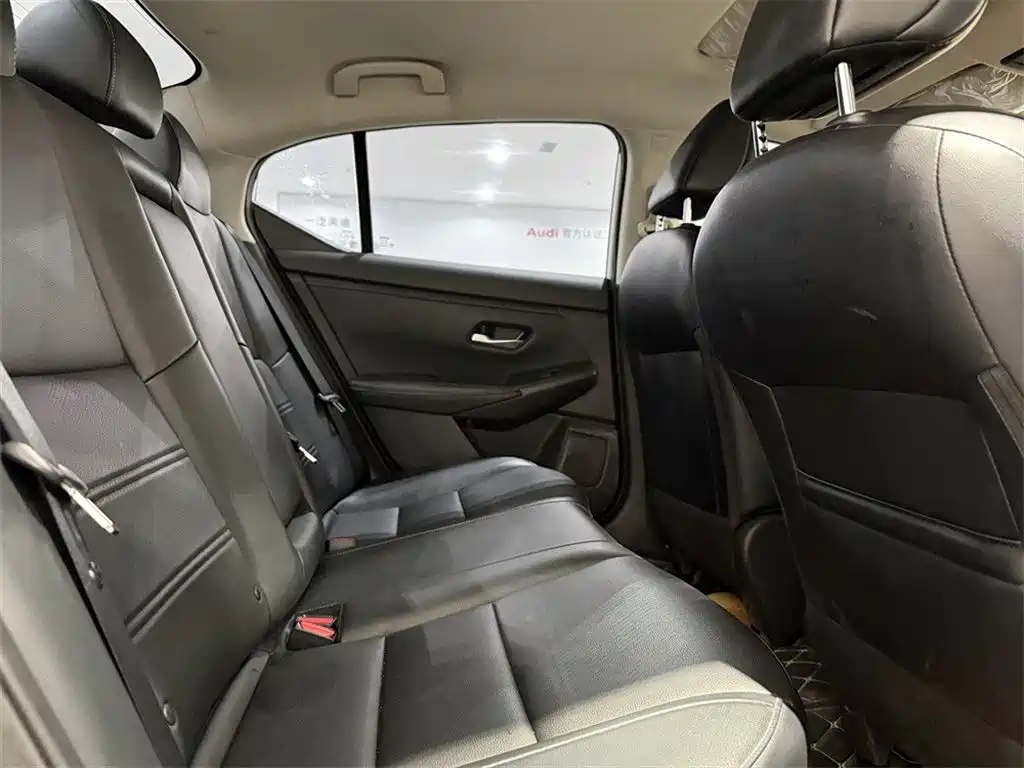 Nissan Sylphy — миниатюра 7