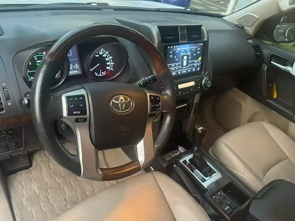 Toyota Prado — миниатюра 4