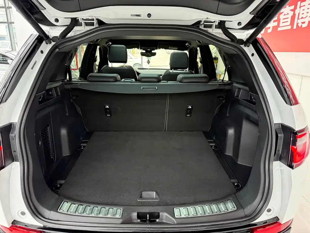 Land Rover Discovery Sport — миниатюра 11