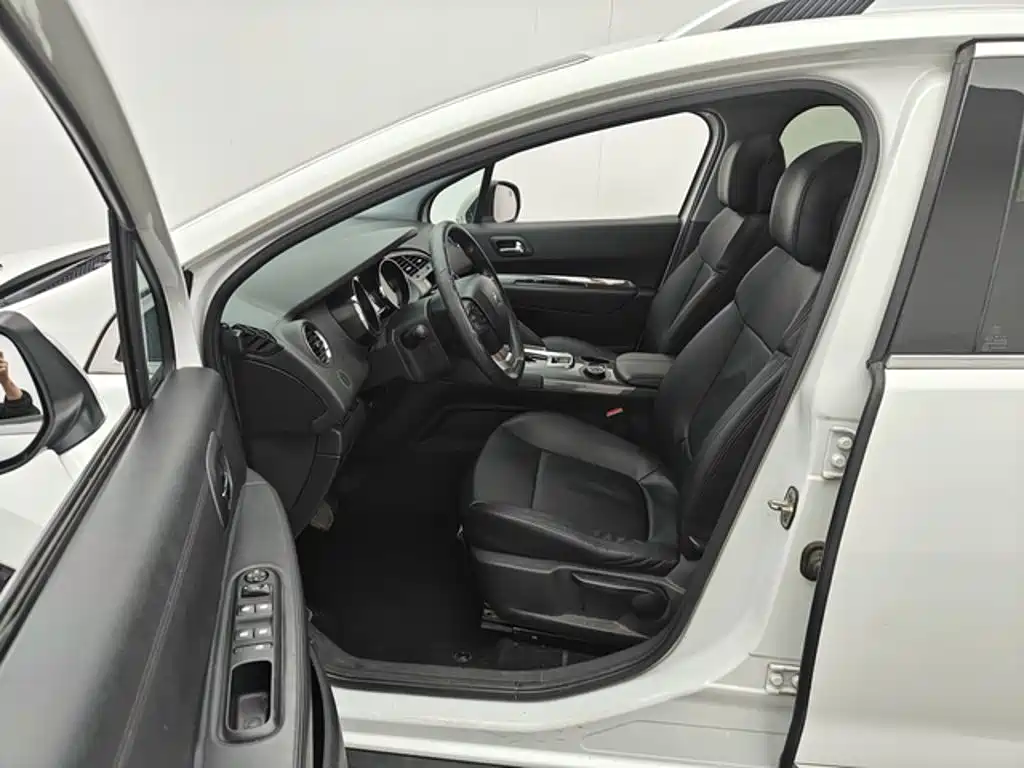 Peugeot 3008 — миниатюра 7