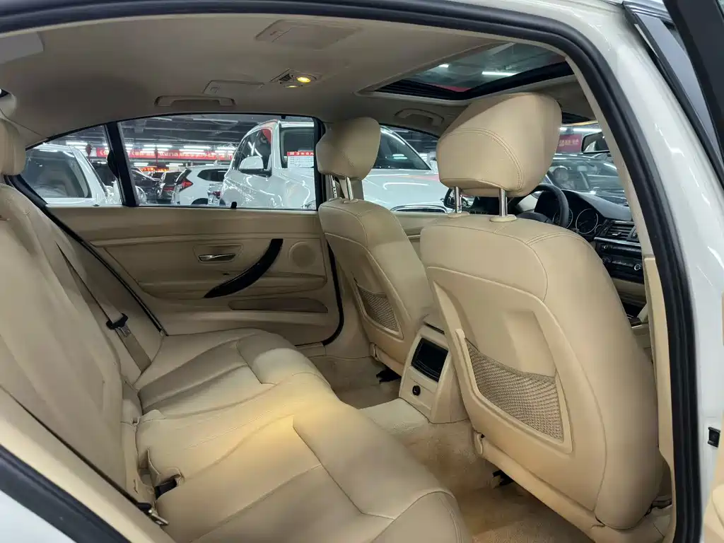 BMW 3 Series — миниатюра 5