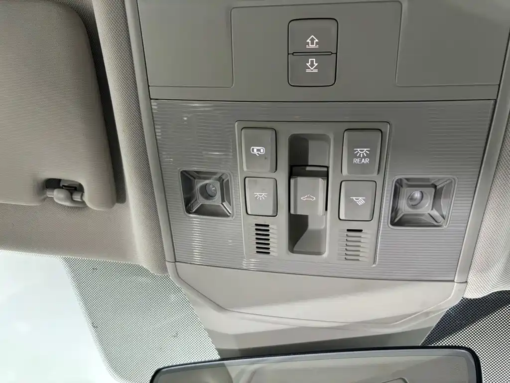 Volkswagen Sagitar — миниатюра 21