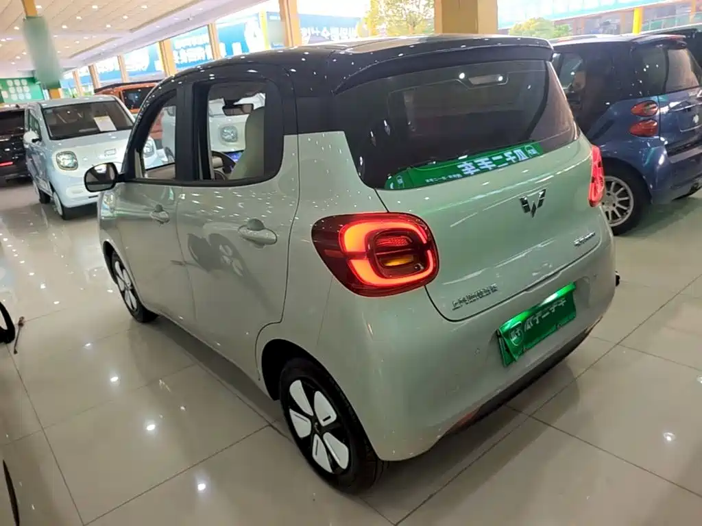 Wuling MINIEV — миниатюра 5