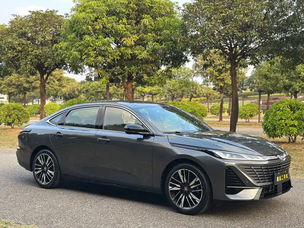 Changan Eado — миниатюра 3