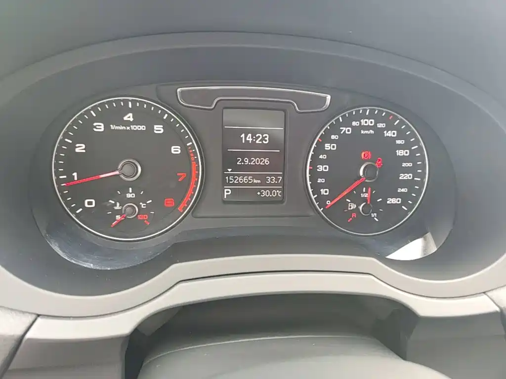 Audi Q3 — миниатюра 12