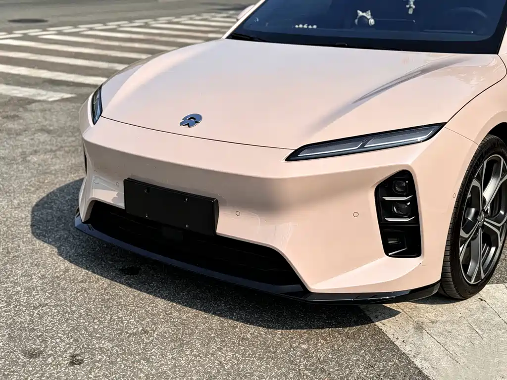 NIO ET5 — миниатюра 2