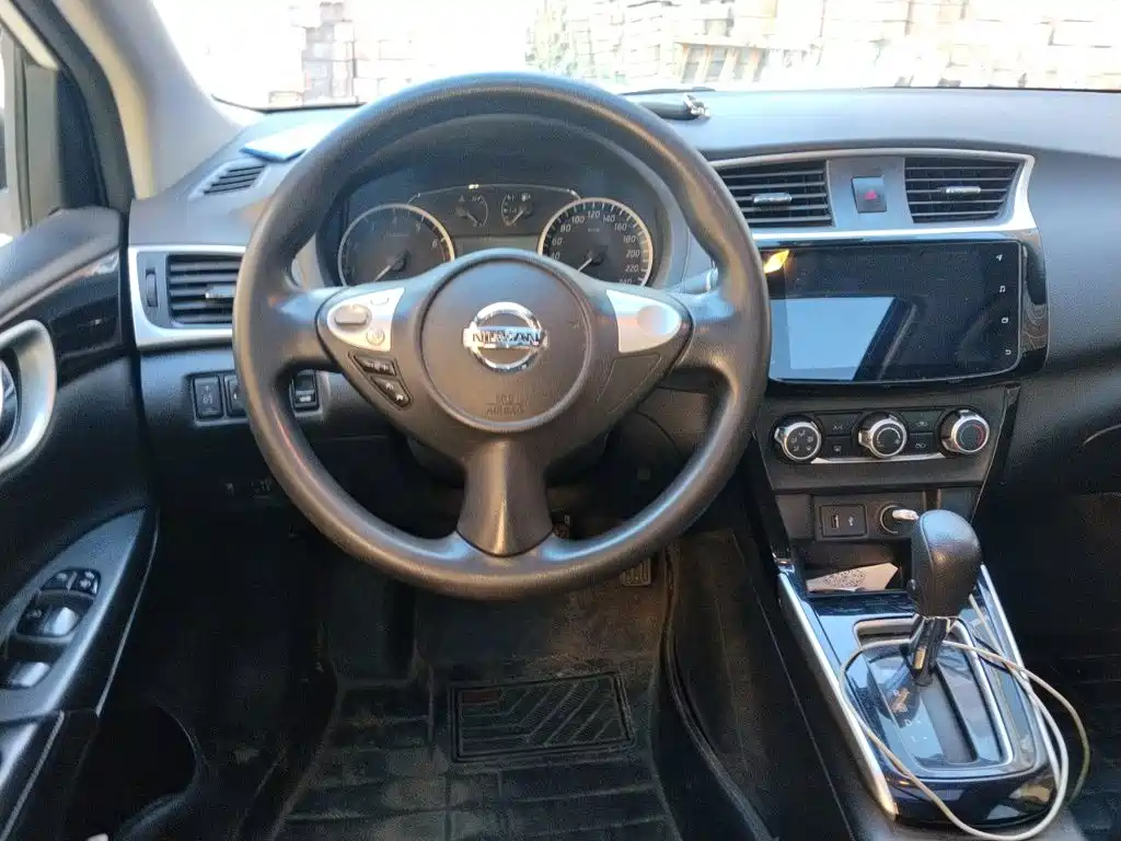 Nissan Sylphy — миниатюра 6