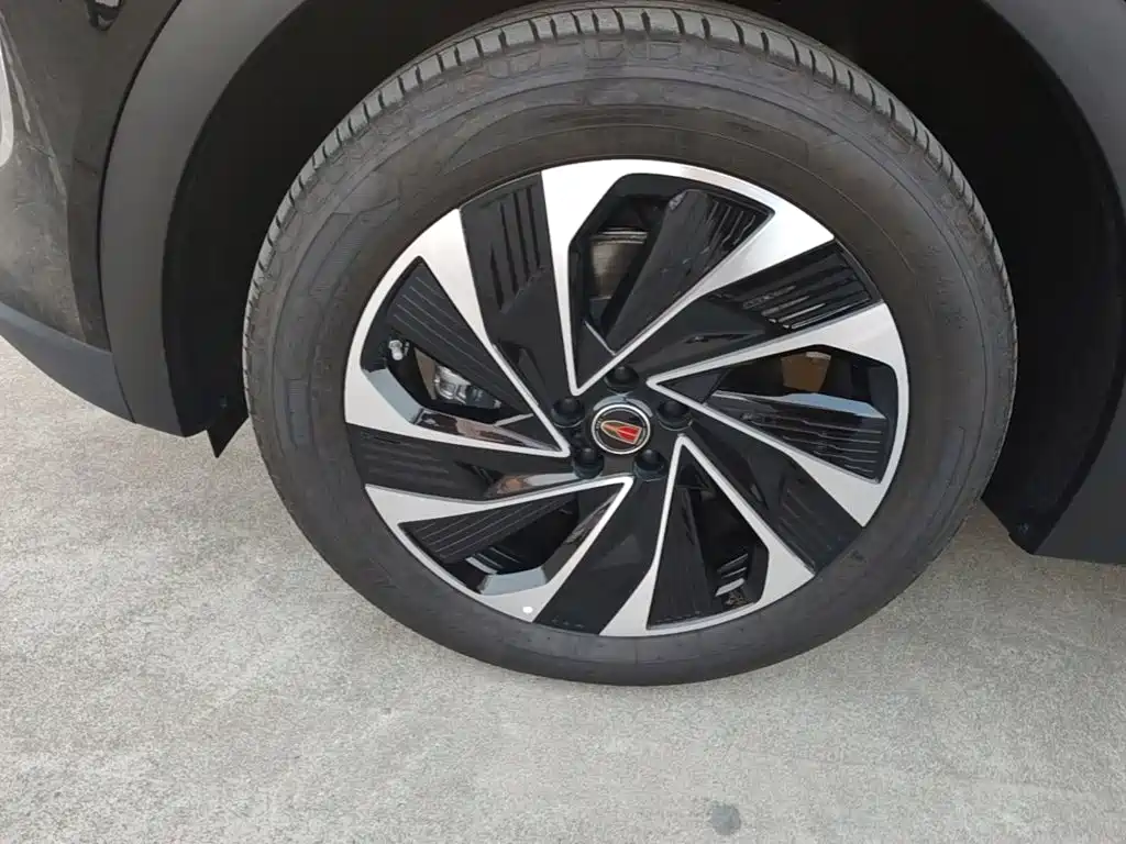 Hongqi Hongqi HS7 PHEV — миниатюра 23
