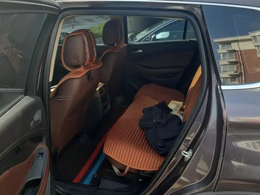Buick Envision Plus — миниатюра 11
