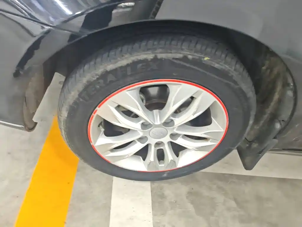 Geely Emgrand — миниатюра 23