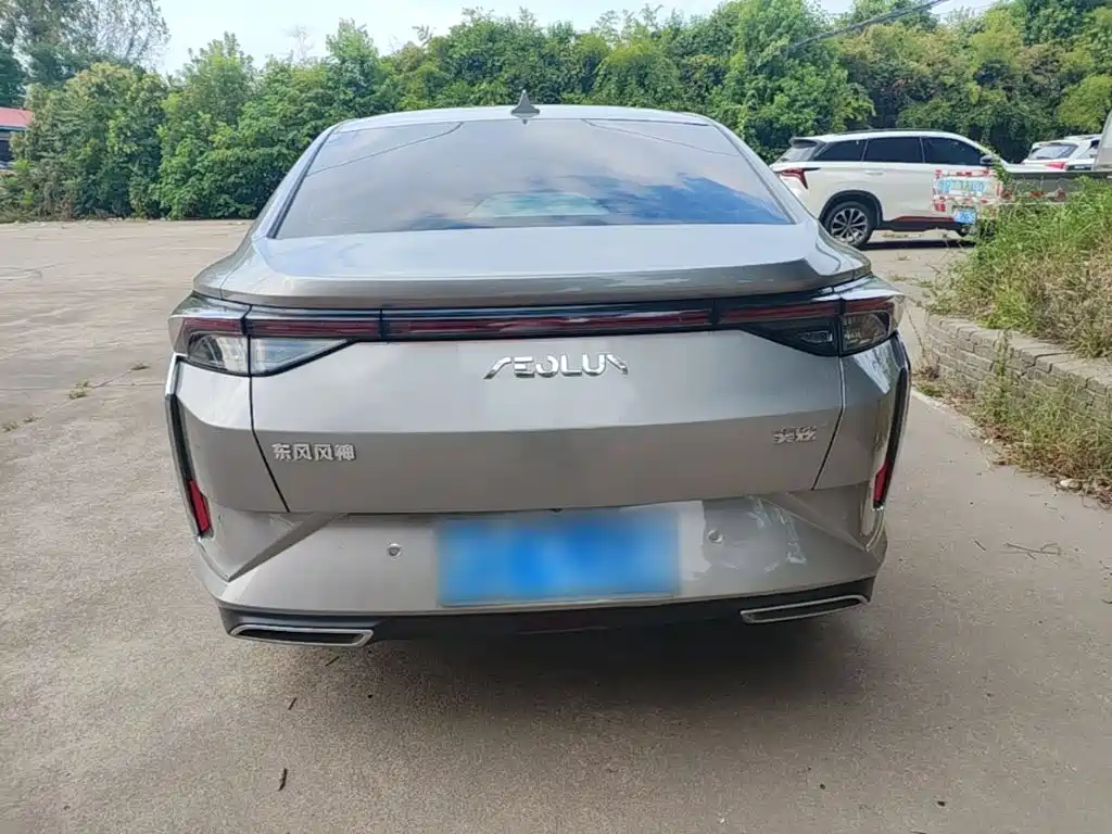 Aeolus Yixuan — миниатюра 6