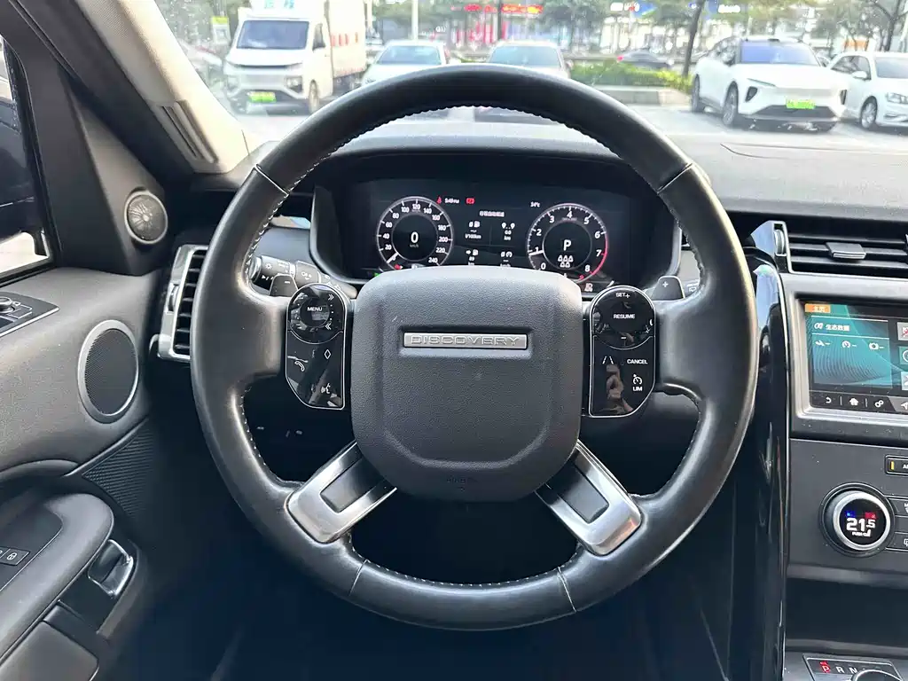 Land Rover Discovery — миниатюра 8