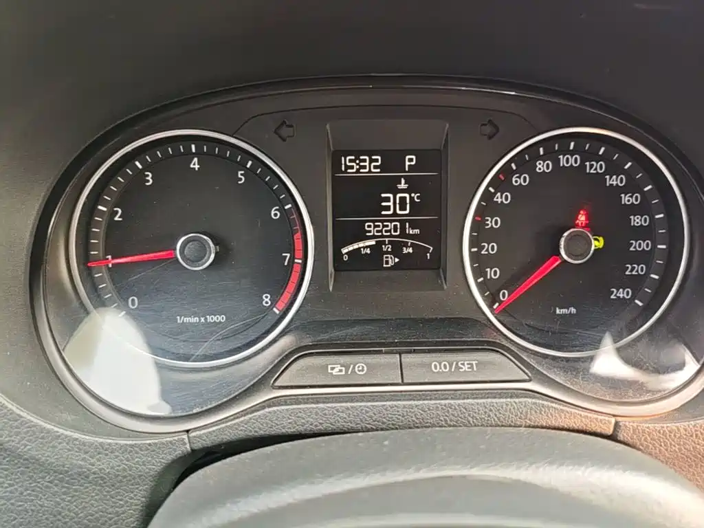 Volkswagen Polo — миниатюра 12