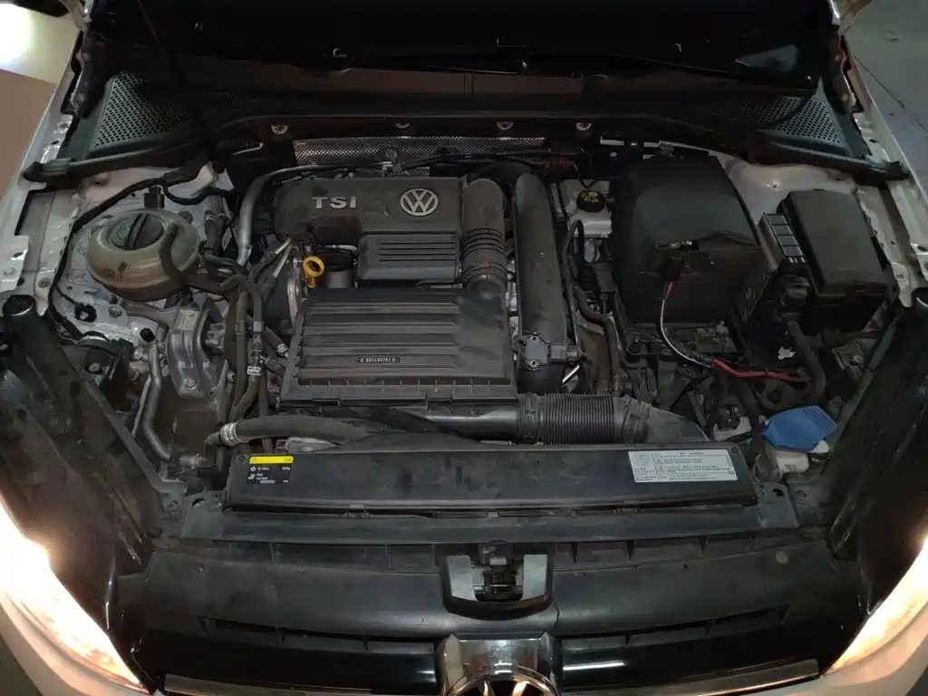 Volkswagen Golf — миниатюра 21