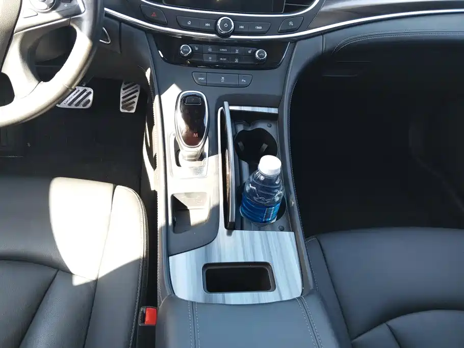Buick LaCrosse — миниатюра 16
