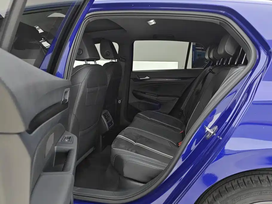 Volkswagen Golf — миниатюра 11