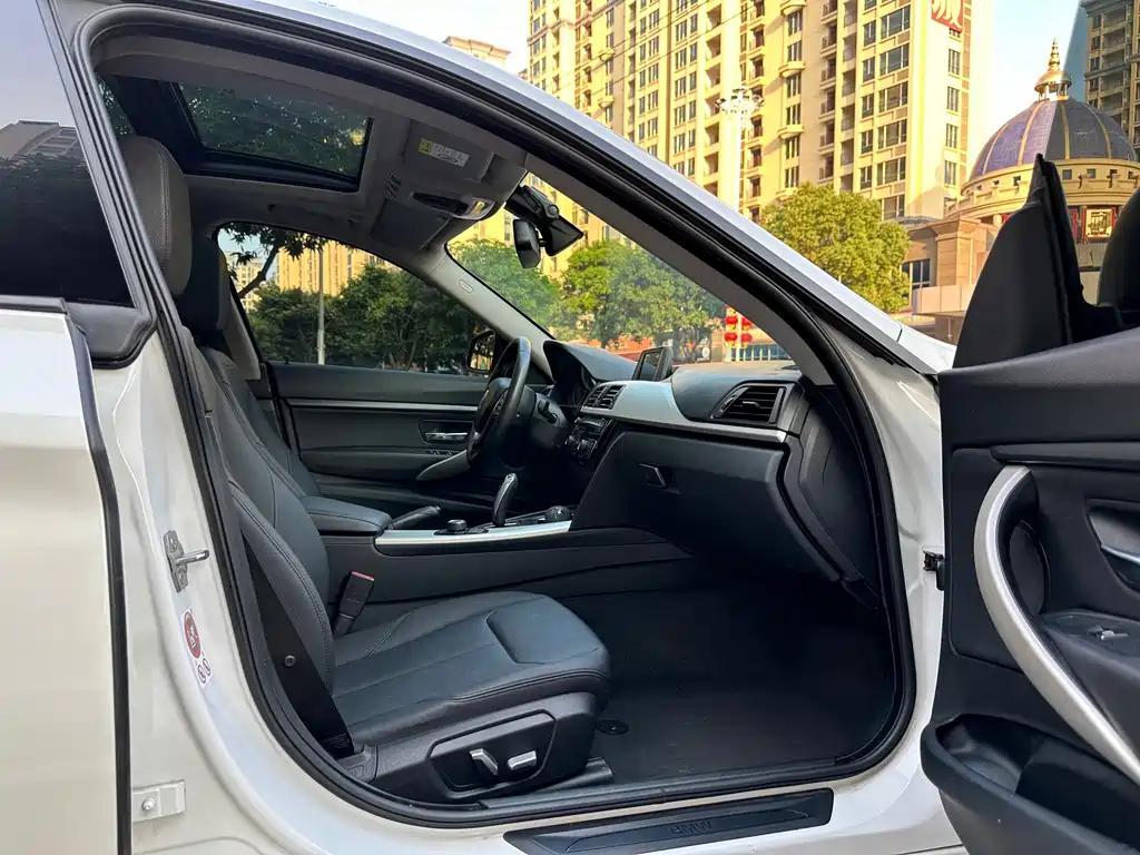 BMW 3 Series GT — миниатюра 16