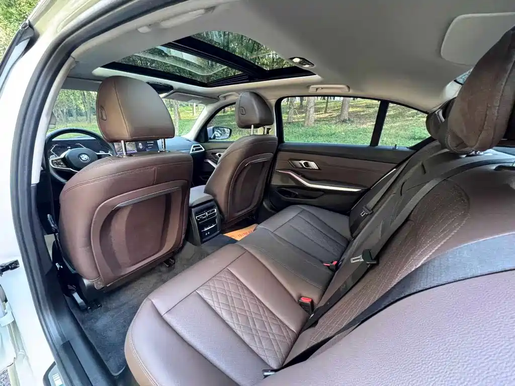 BMW 3 Series — миниатюра 10