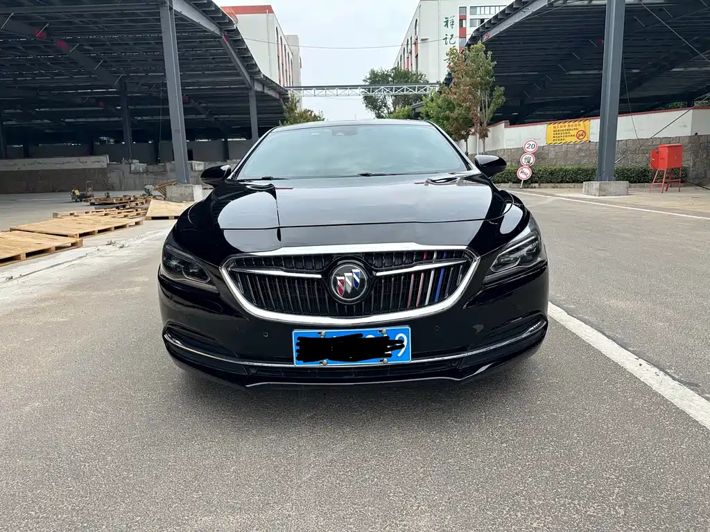 Buick LaCrosse — миниатюра 2