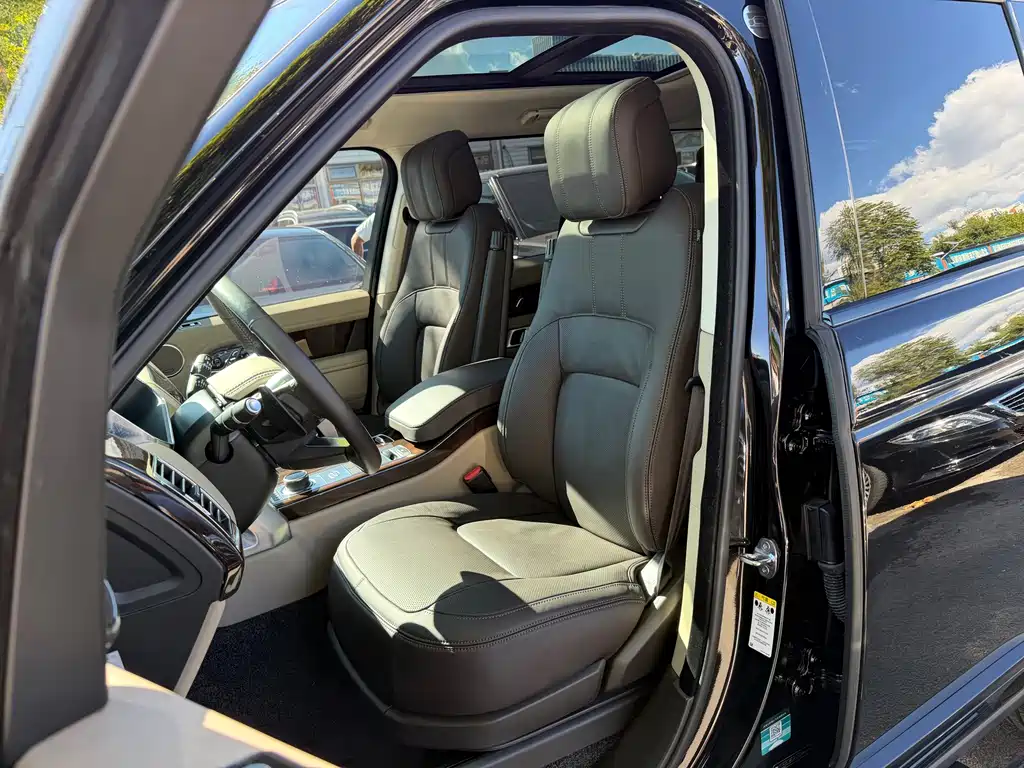 Land Rover Range Rover — миниатюра 9