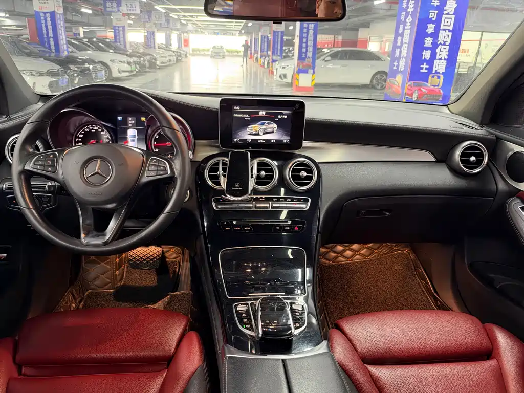 Mercedes-Benz GLC Coupe — миниатюра 13
