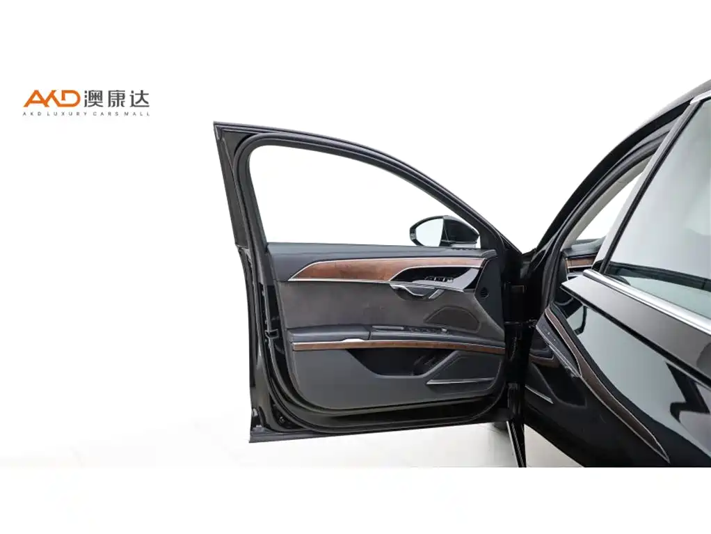 Audi A8 — миниатюра 10