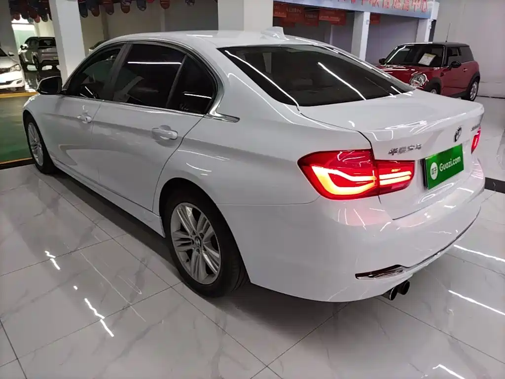 BMW 3 Series — миниатюра 5