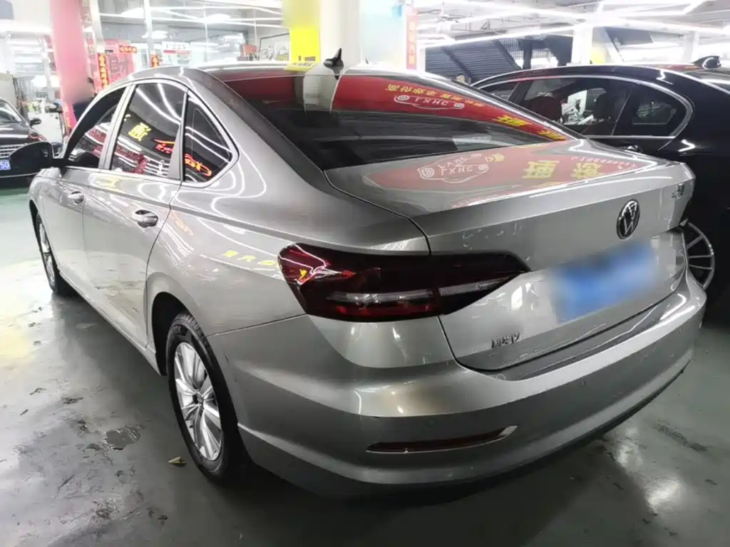 Volkswagen Lavida — миниатюра 5