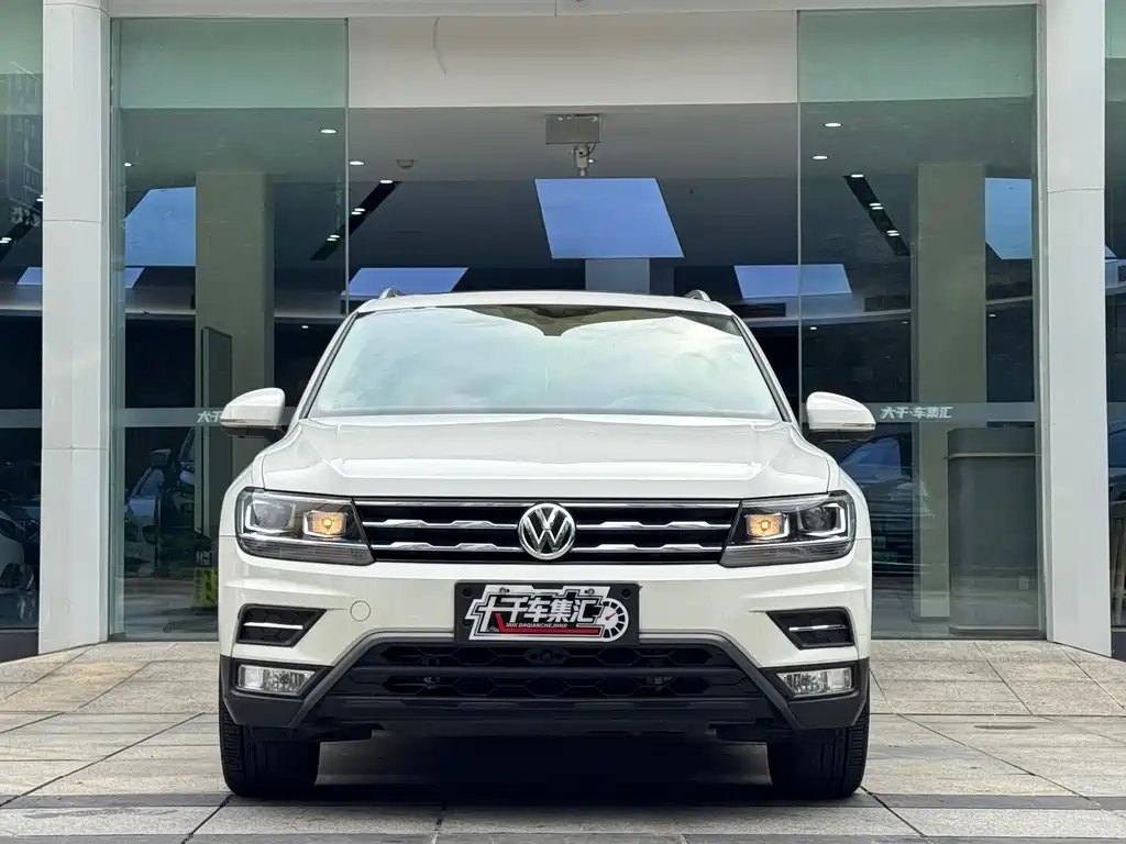 Volkswagen Tiguan L — миниатюра 5
