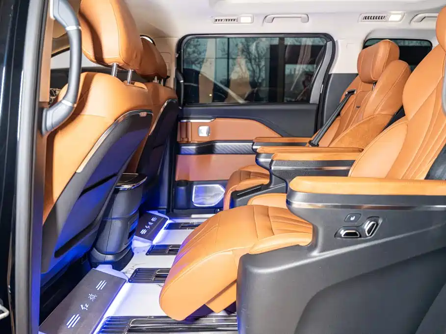 Hongqi Hongqi HQ9 PHEV — миниатюра 14