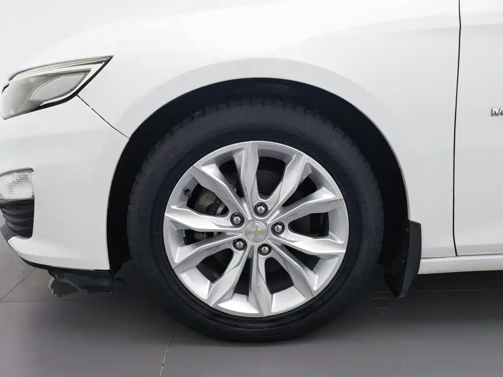 Chevrolet Malibu XL — миниатюра 17