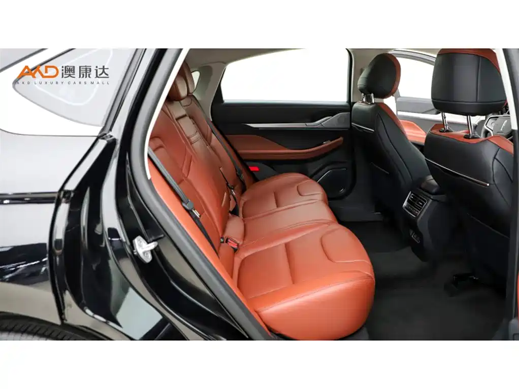 Lincoln Z 2022 i