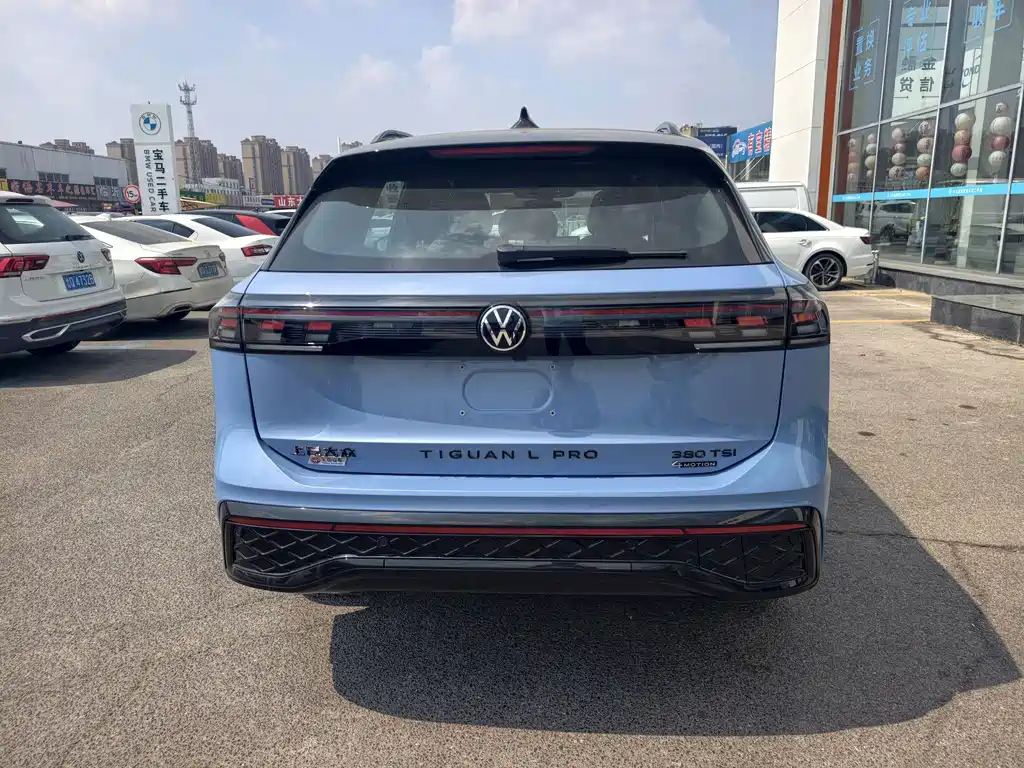 Volkswagen Tiguan L — миниатюра 3