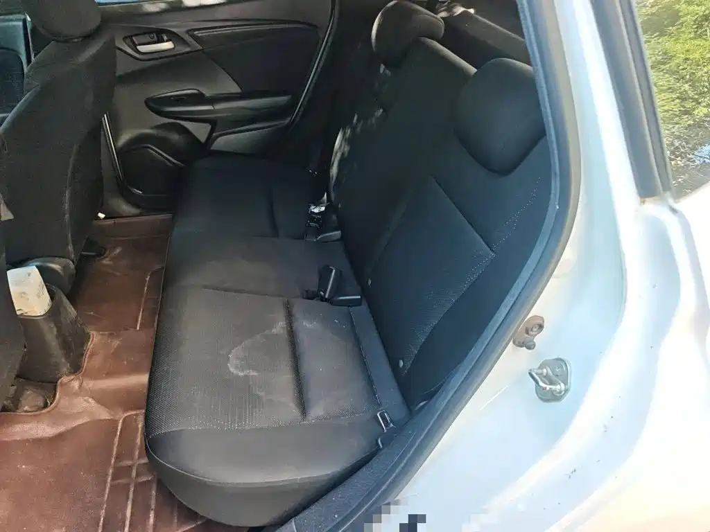 Honda Fit — миниатюра 15