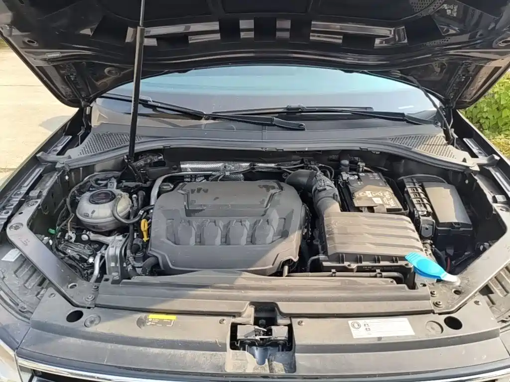 Volkswagen Tiguan L — миниатюра 20