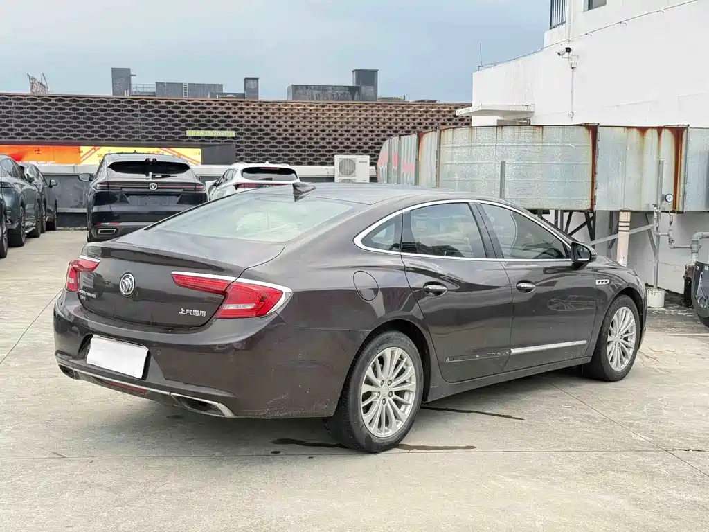 Buick LaCrosse 2018 28T Elite
