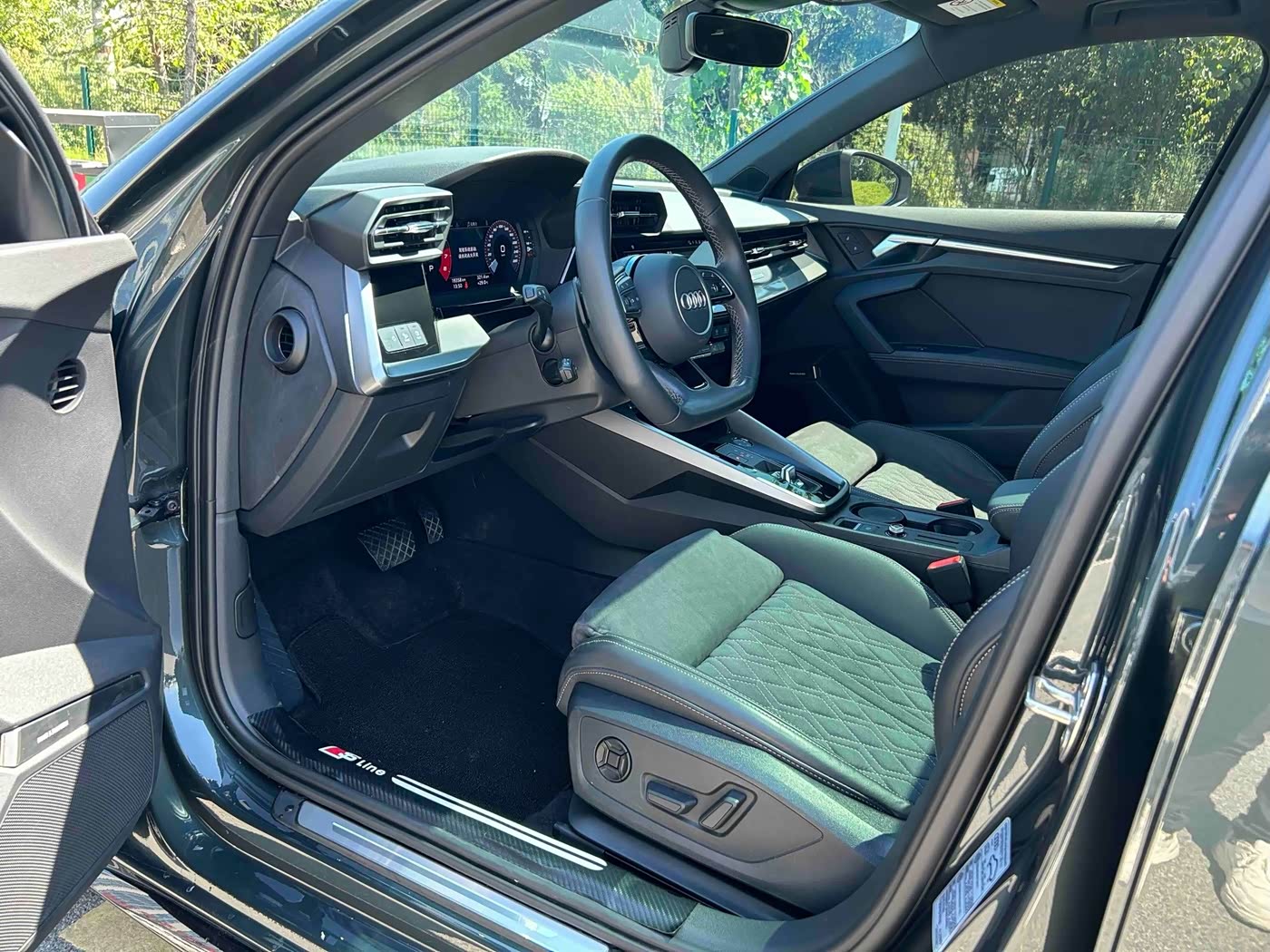 Audi A3 1.4 л 2024 г. Зелёный, пробег 19000 км