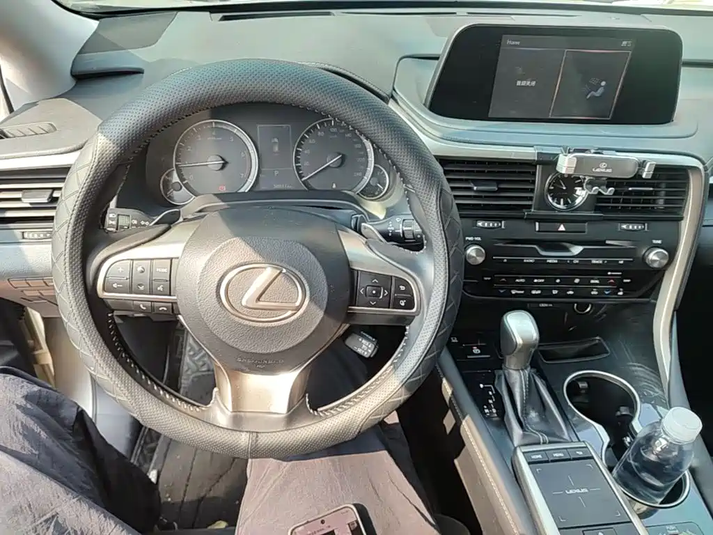 Lexus RX — миниатюра 10