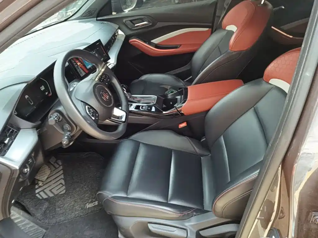 MG MG5 — миниатюра 15