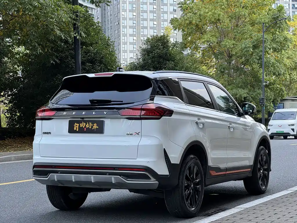 Geely Boyue — миниатюра 21
