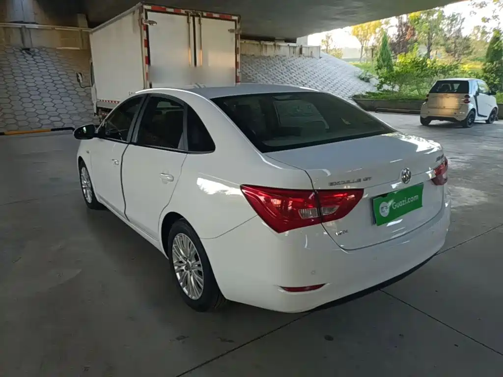 Buick Excelle — миниатюра 5