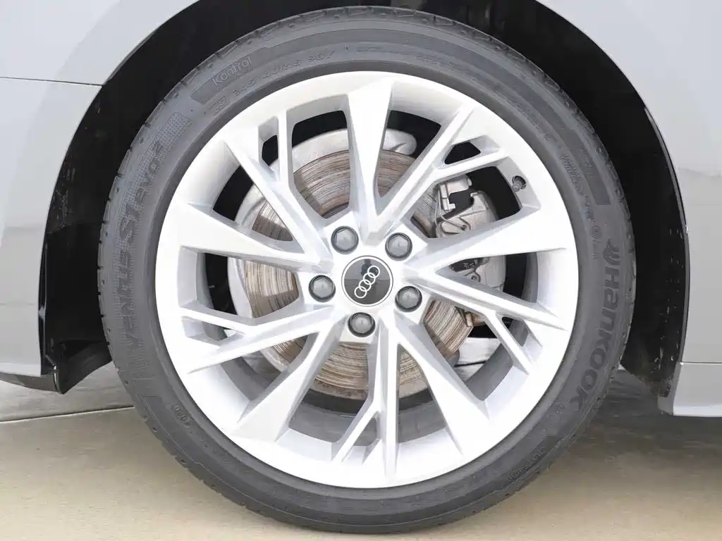 Audi A5 (Import) — миниатюра 11