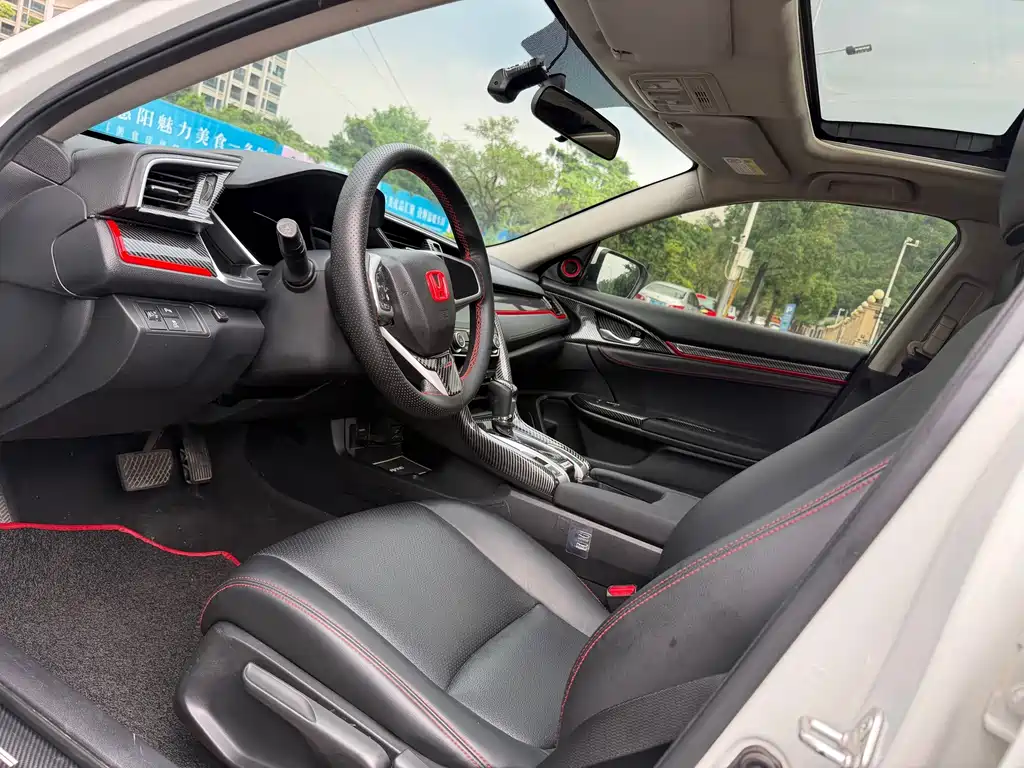 Honda Civic — миниатюра 4