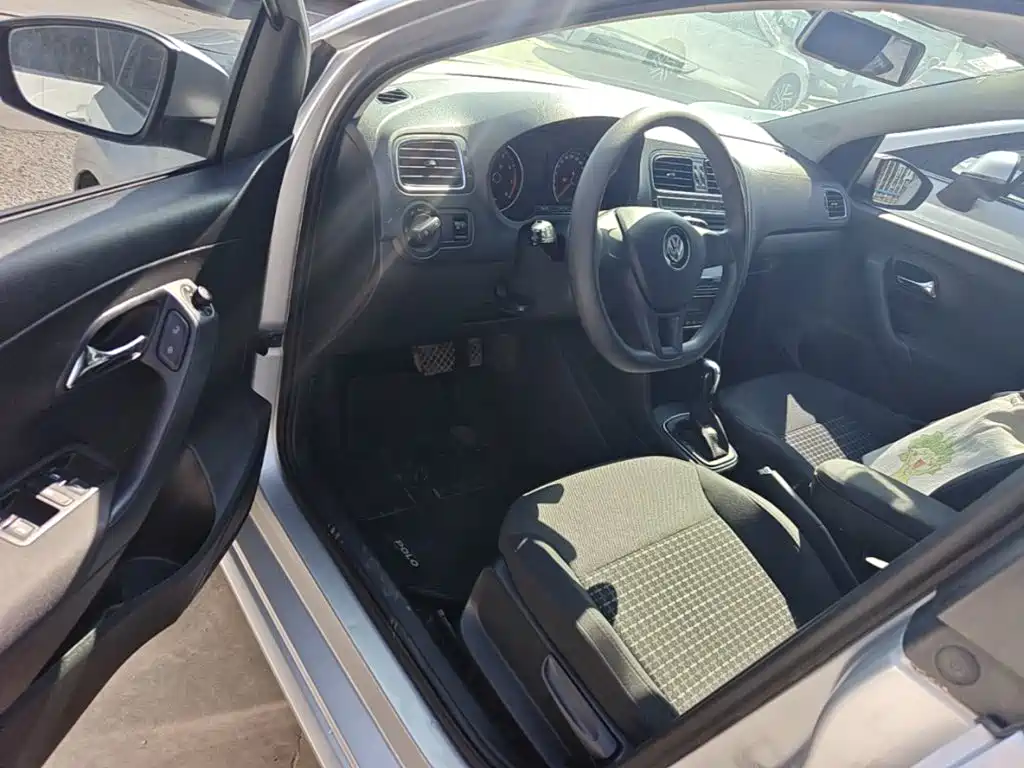 Volkswagen Polo — миниатюра 16