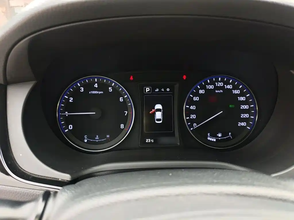 Hyundai Mistra — миниатюра 4