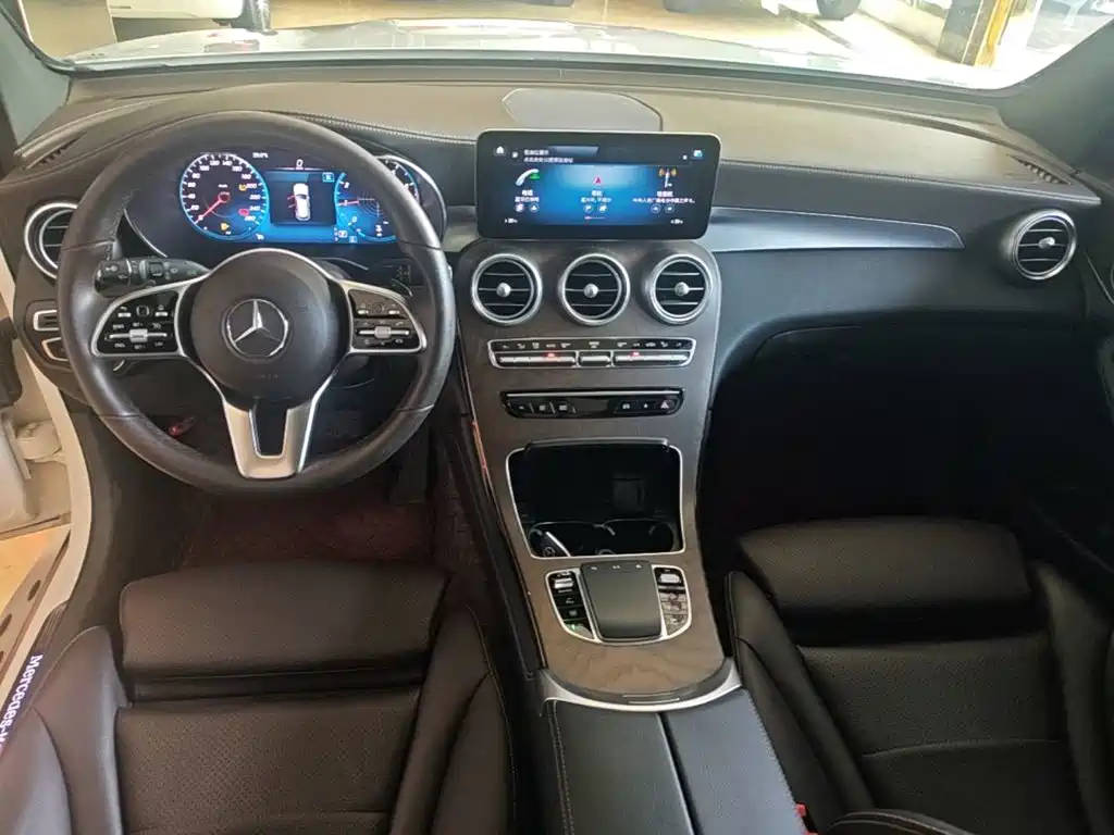 Mercedes-Benz GLC — миниатюра 10