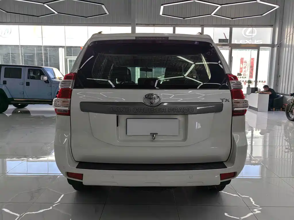 Toyota Prado — миниатюра 6