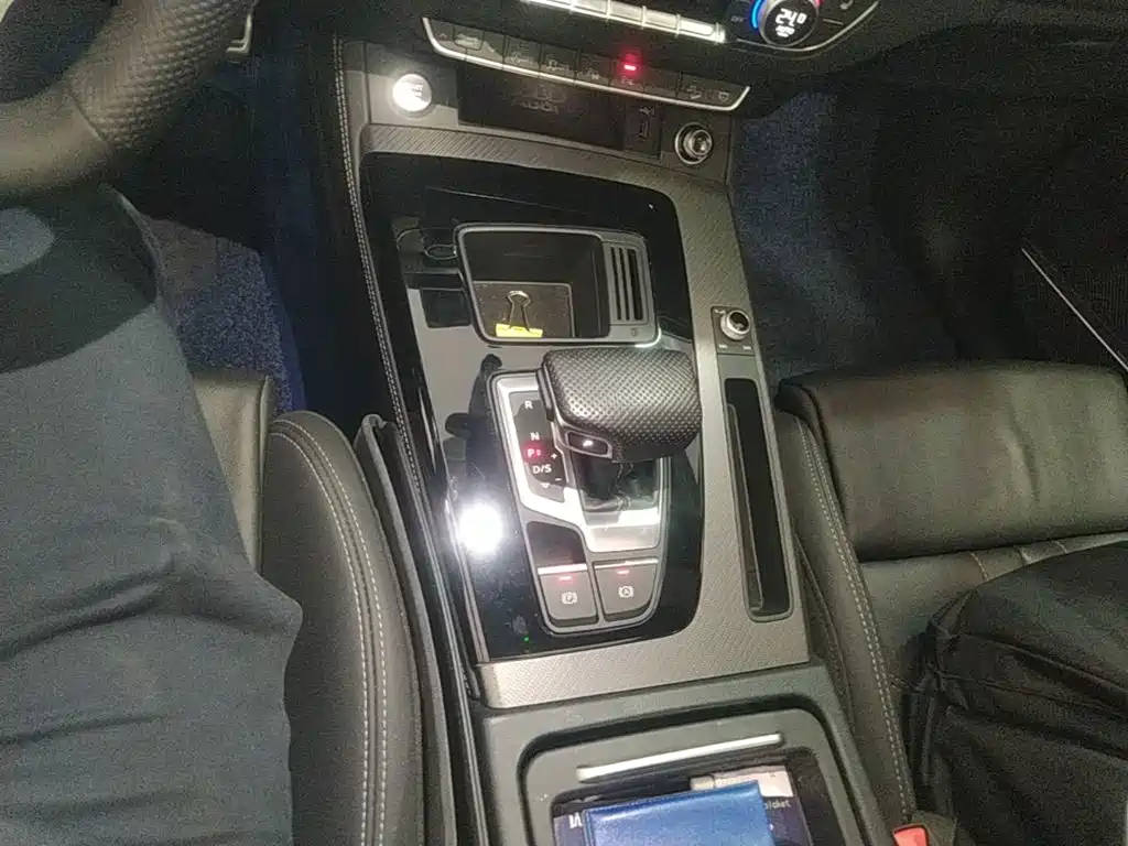 Audi Q5L — миниатюра 14