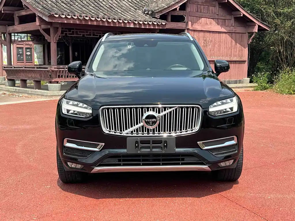 Volvo XC90 — миниатюра 2